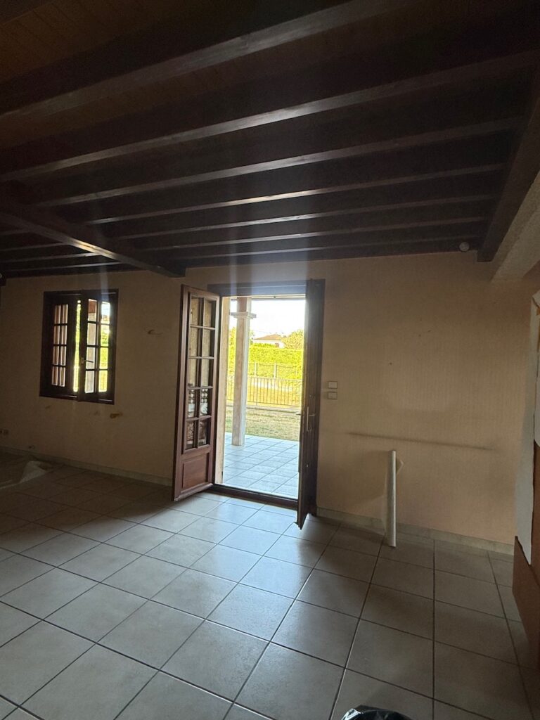 Rénovation d'un salon / salle à manger à Pont-Évêque, photo avant travaux