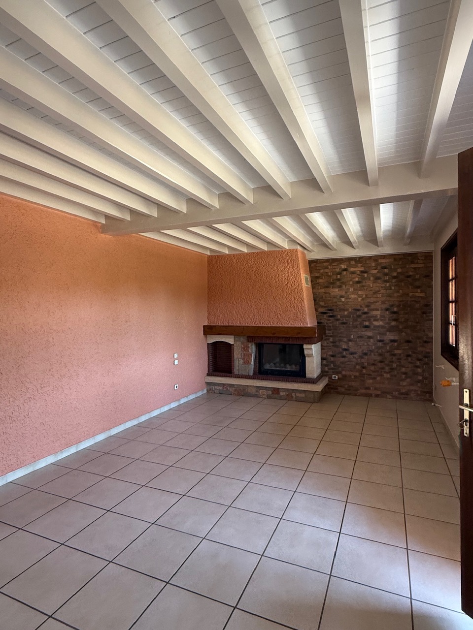 Rénovation d'un salon / salle à manger à Pont-Évêque